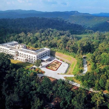 Montrose Golf Resort And Spa - Coorg Jambur エクステリア 写真